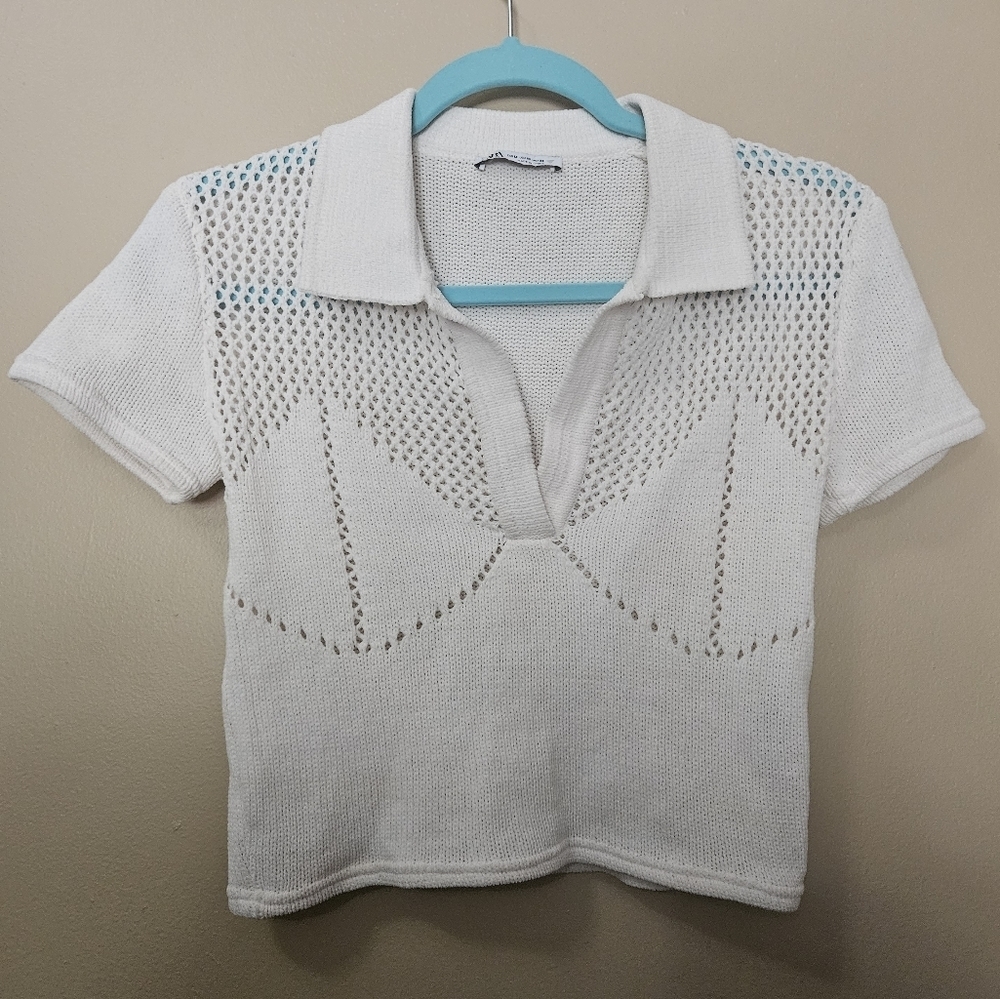 Women’s White Knit Short Sleeve Polo Top
